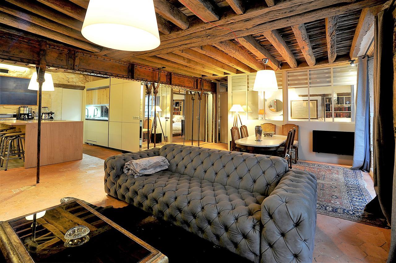 Beautiful Apartment In Historical Marais Paris Eksteriør bilde
